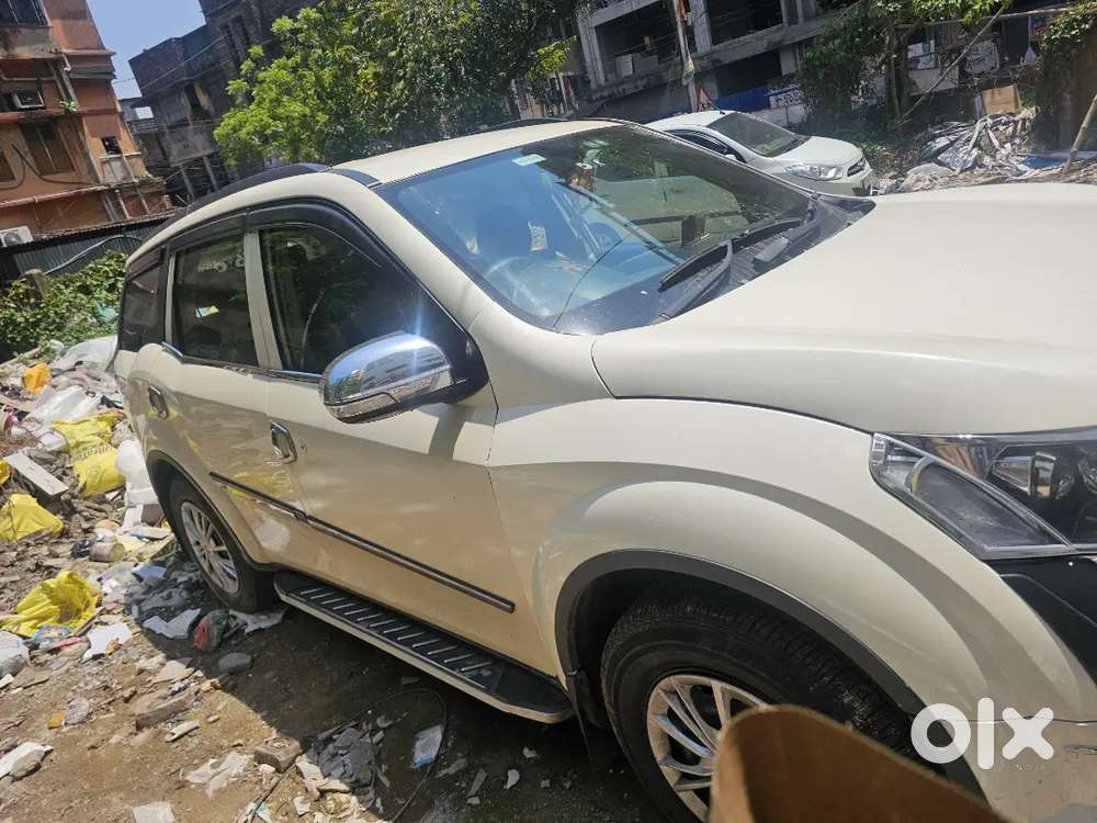 Mahindra Xuv500 2016 Diesel 85000 Km Driven .all Paper Ok