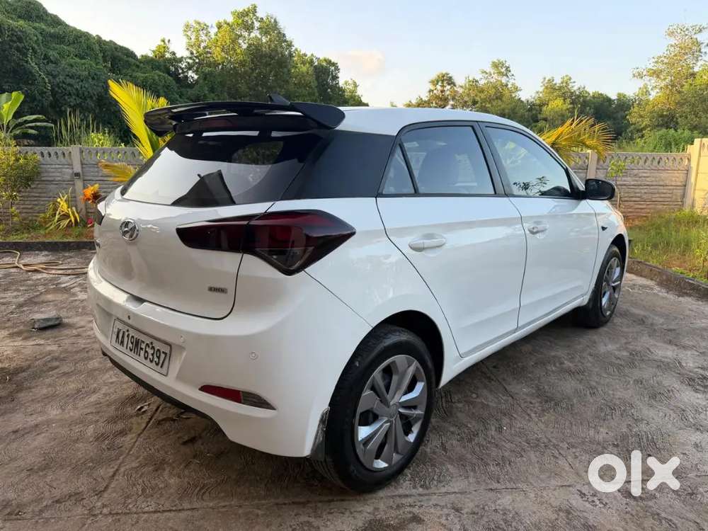 Hyundai Elite I20 1.4 Plus 2015