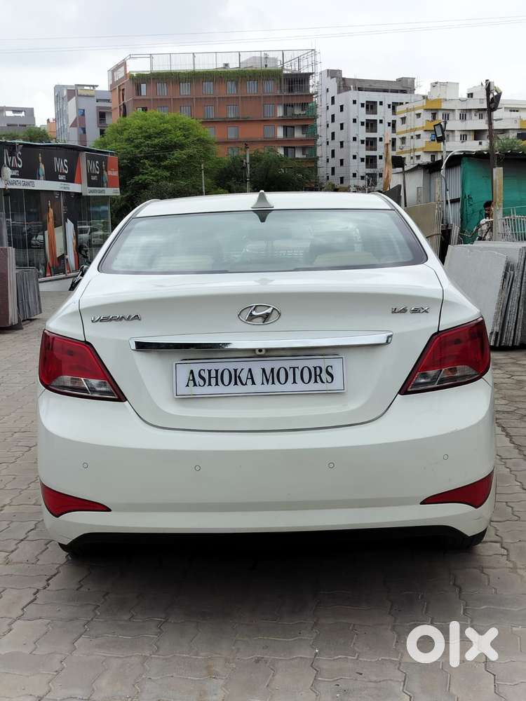 Hyundai Verna 1.6 Vtvt At Sx, 2016, Petrol