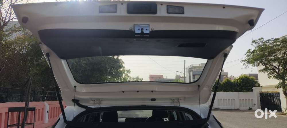 Kia Sonet, 2021, Petrol
