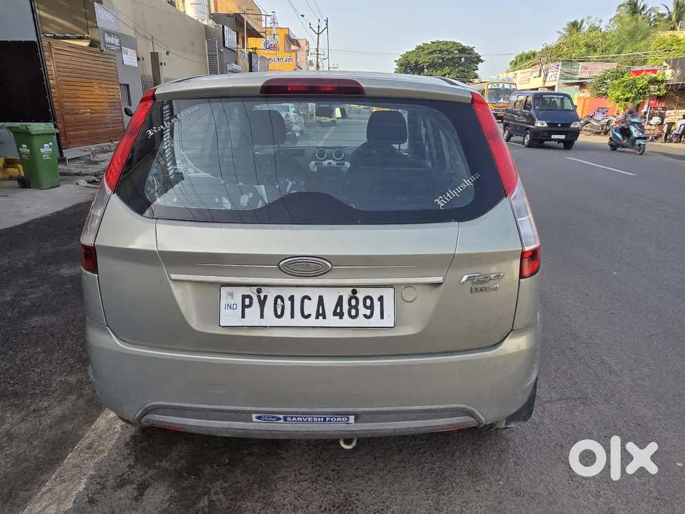 Ford Figo 1.5 Titanium 2014