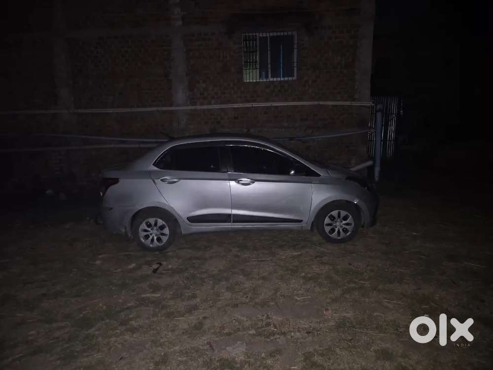 Hyundai Xcent 2016