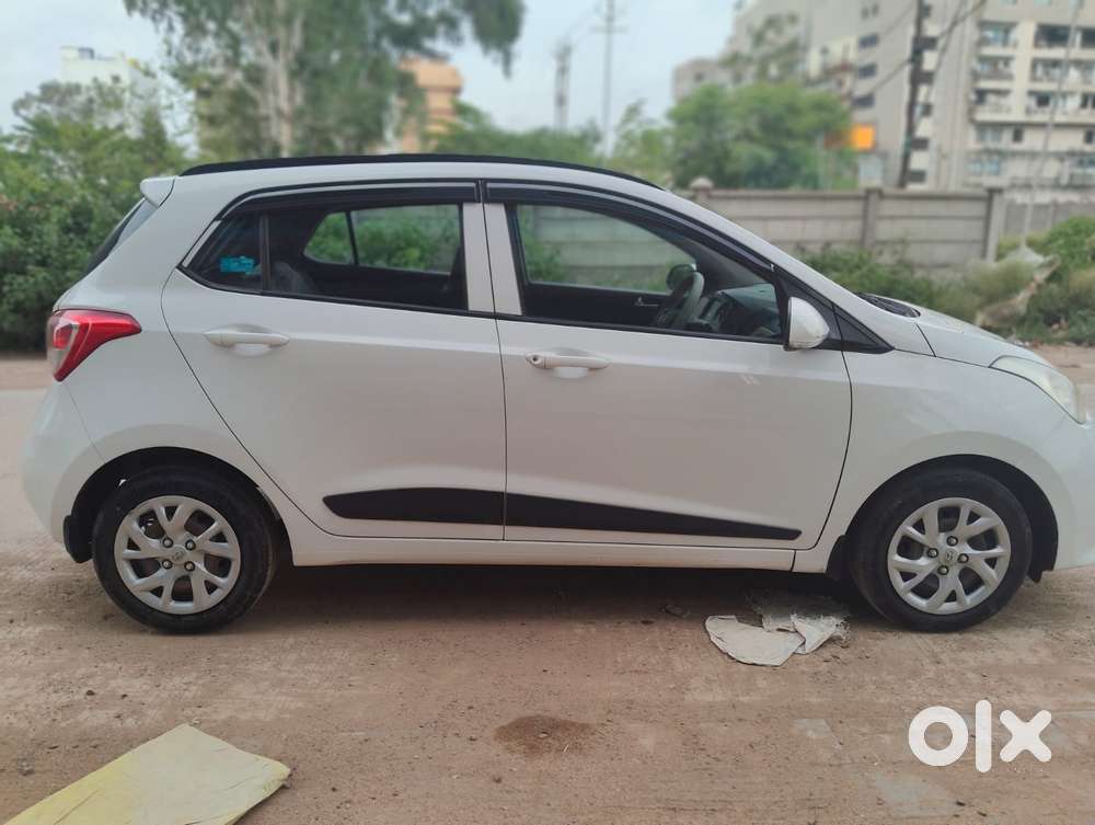 Hyundai Grand I10 Sportz 1.2 Kappa Vtvt, 2017, Petrol