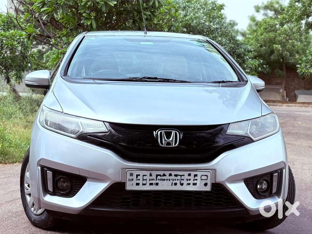 Honda Jazz 2016 Petrol I-vtec First Owner Pb10