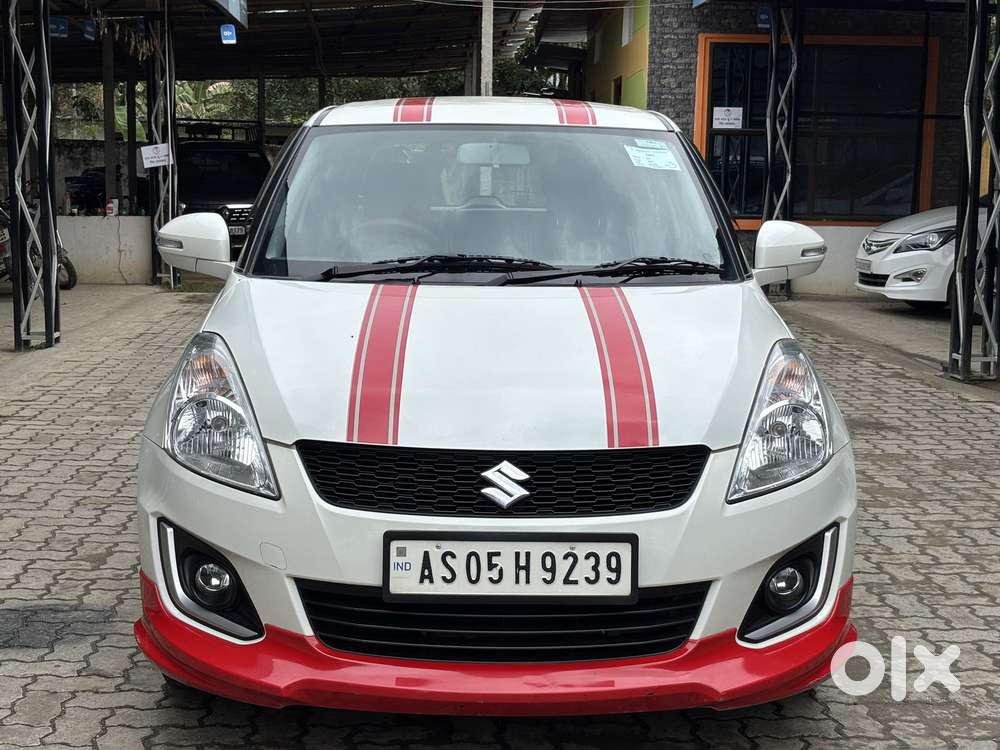Maruti Suzuki Swift Vxi + Manual, 2017, Petrol