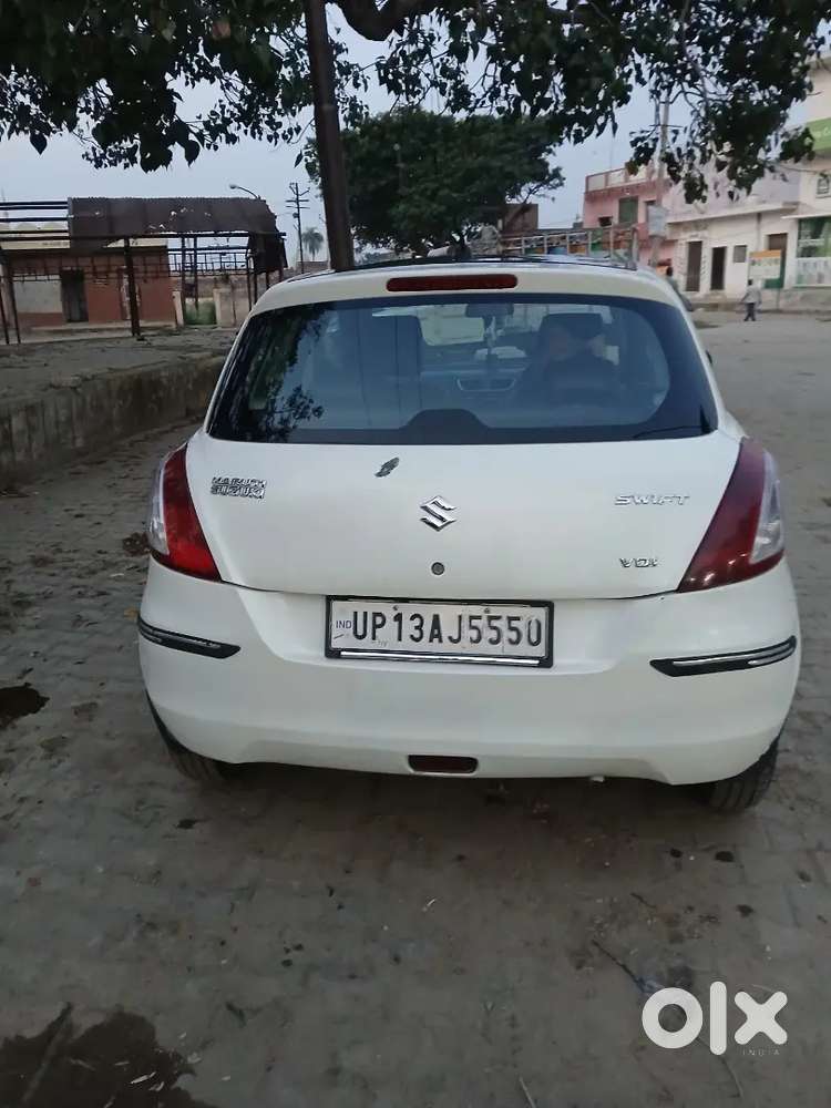 Good Condition M Hai, Koi Kmi Nahi Hai. Central Lock,  New Tayar