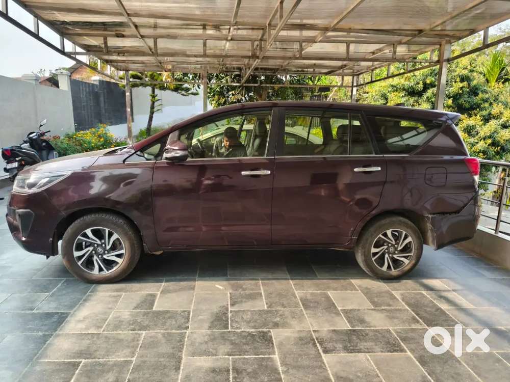 Toyota Innova Crysta 2021