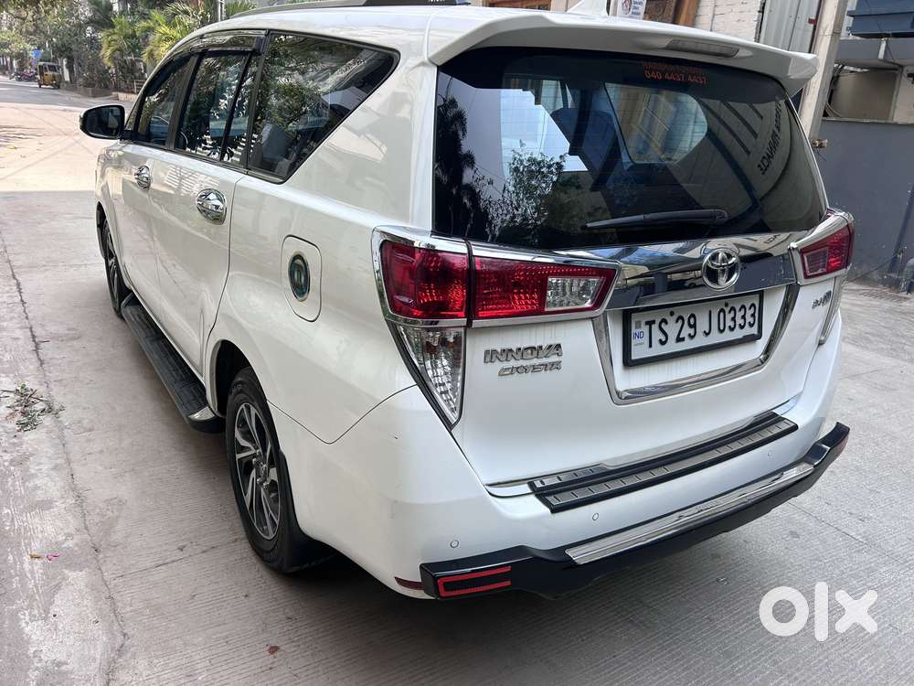 Toyota Innova Crysta 2.4 V 8 Str, 2022, Diesel