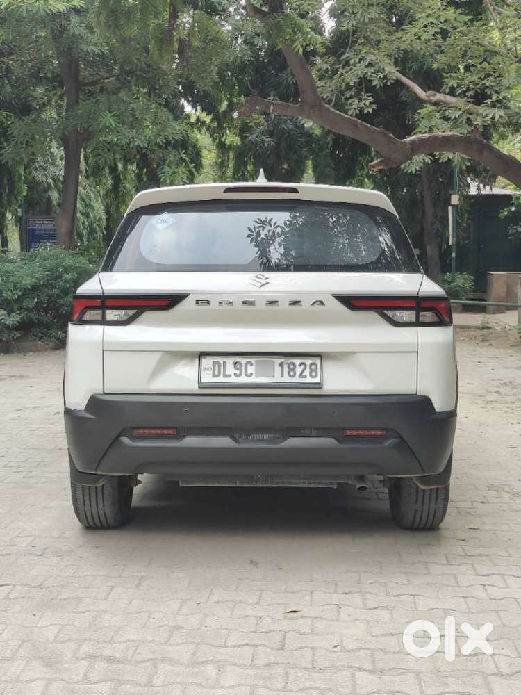 Maruti Suzuki Brezza 1.5 Lxi Cng, 2025, Cng & Hybrids