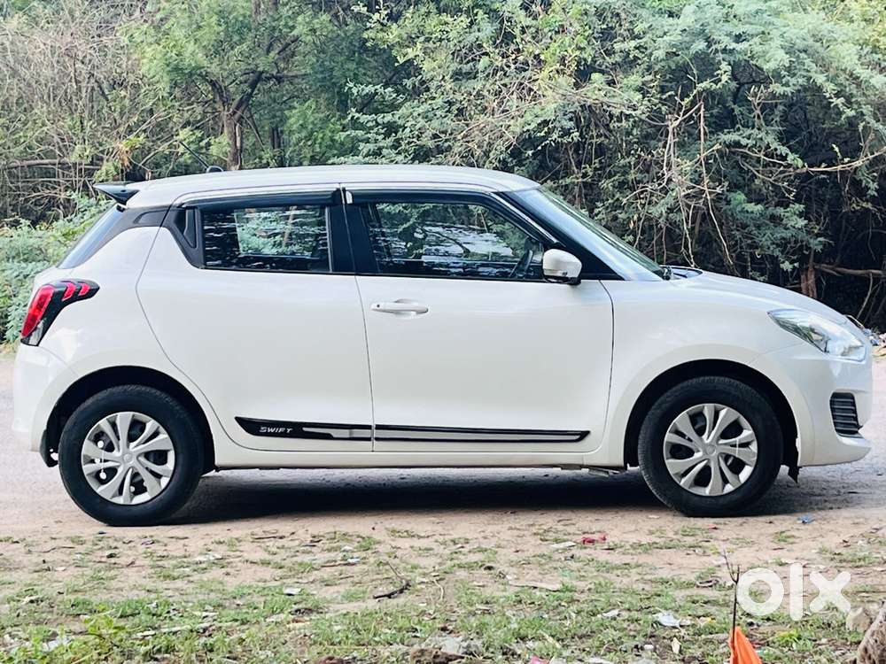 Maruti Suzuki Swift, 2023, Petrol