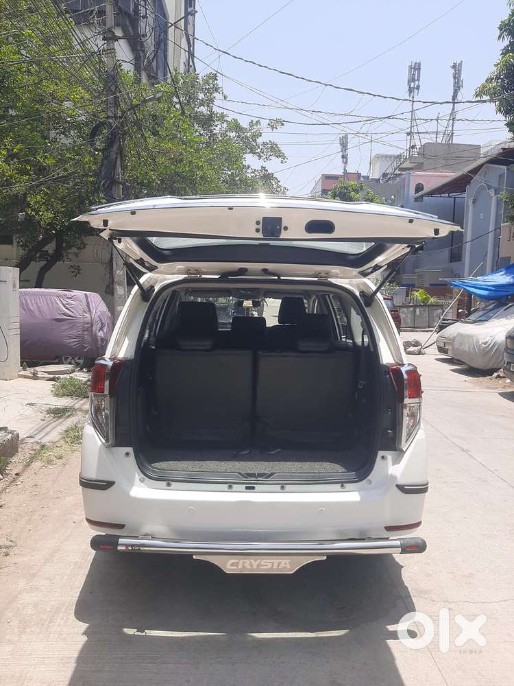 Toyota Innova Crysta 2.4 V 8 Str, 2018, Diesel
