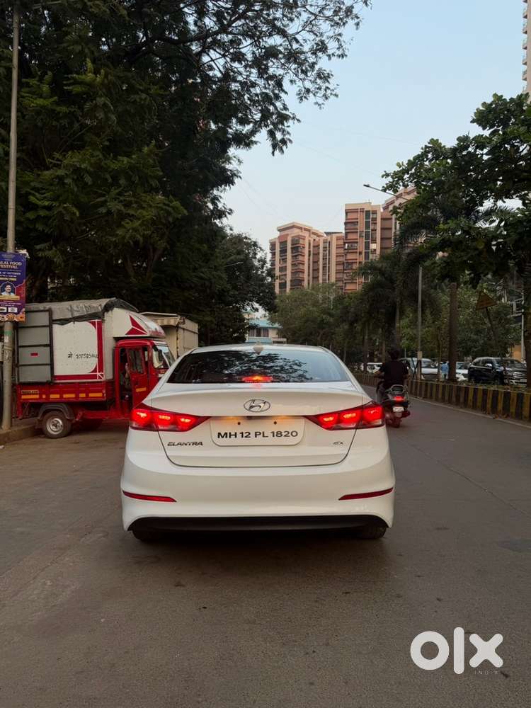 Hyundai Elantra Petrol 2017