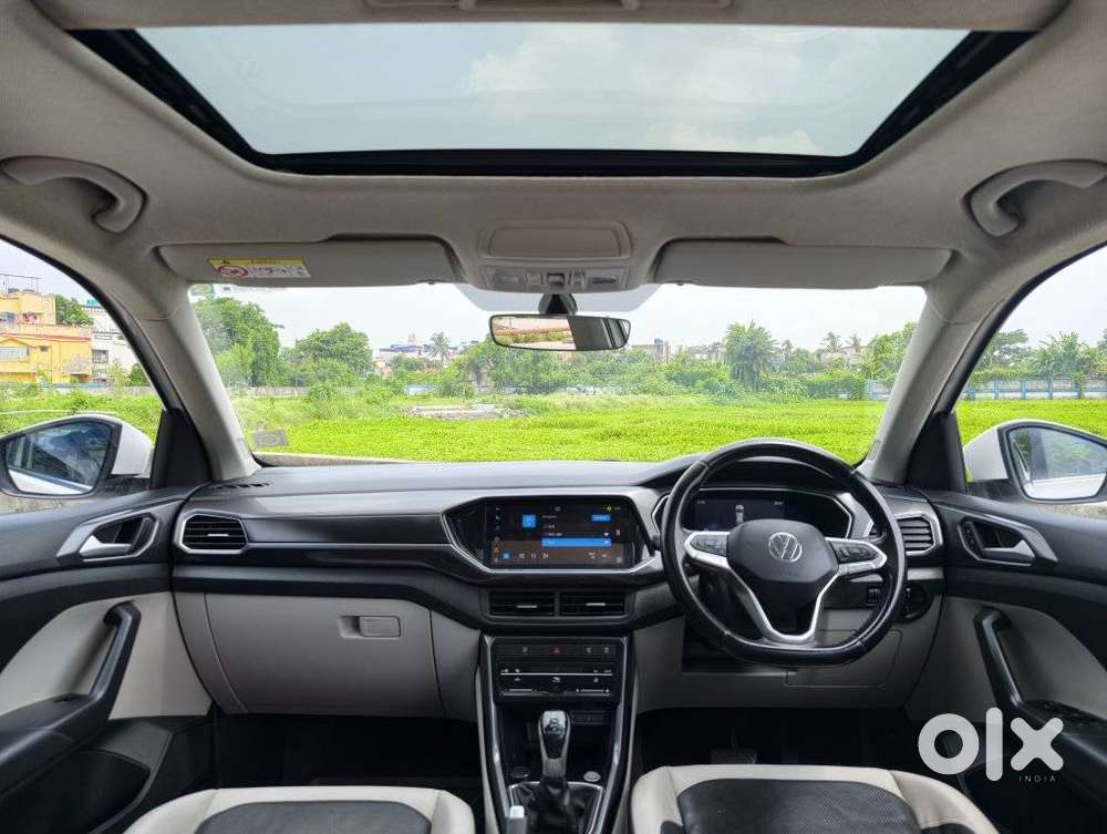 Volkswagen Taigun 1.0 Tsi Topline At, 2023, Petrol