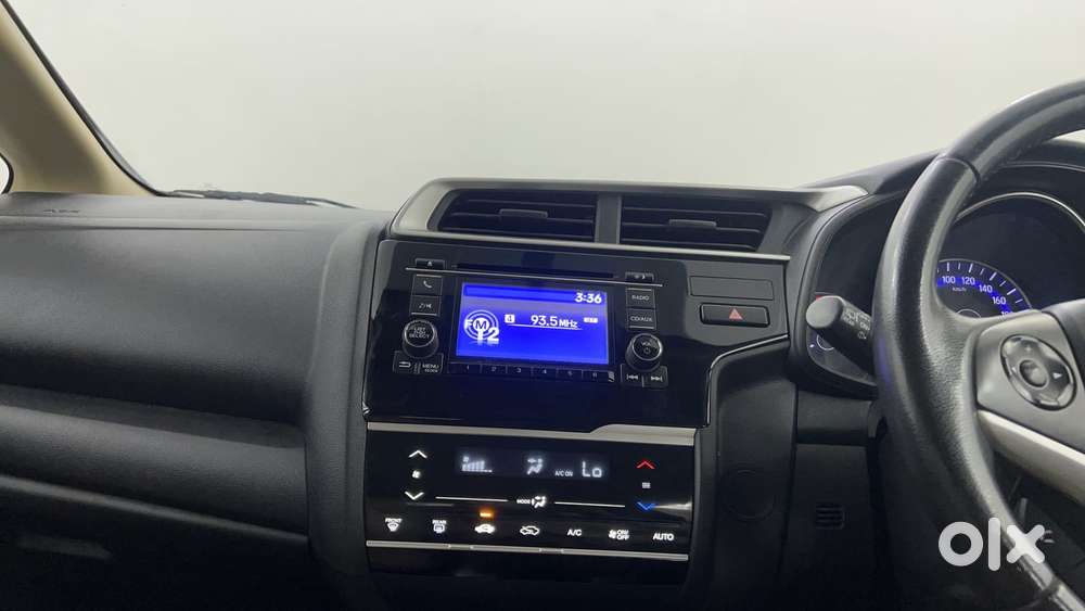 Honda Jazz [2020-2023] 1.2 V I-vtec Mt, 2016, Petrol