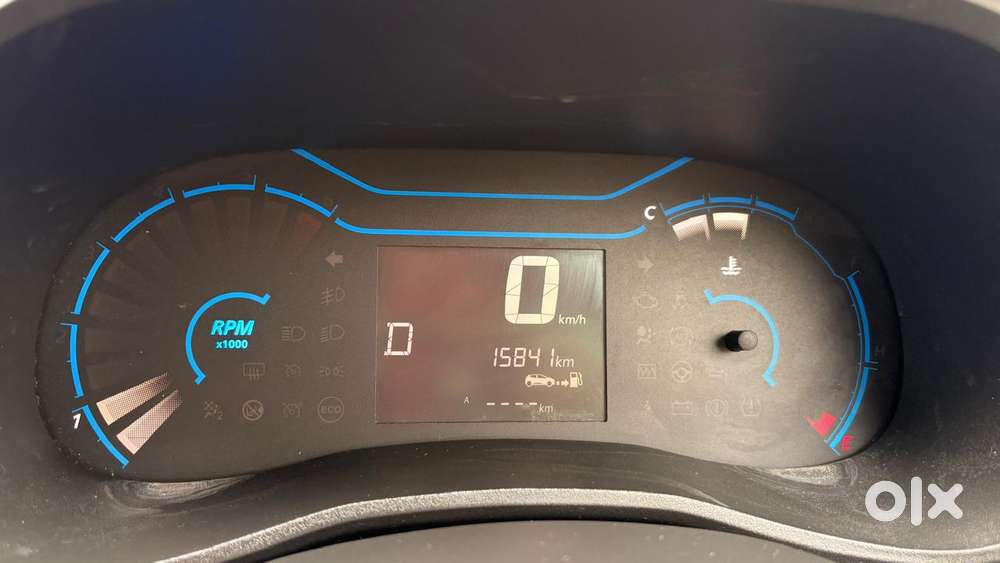 Renault Kwid 1.0 Rxt (o) Easy-r, 2021, Petrol