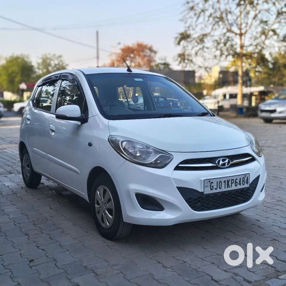 Hyundai I10 Sportz At, 2012, Petrol