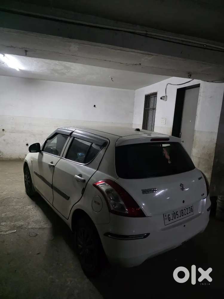Maruti Suzuki Swift Lxi 2012 Car
