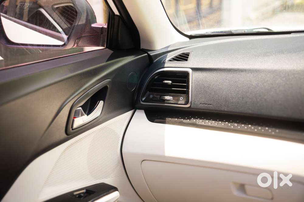 Mahindra Xuv 3xo Ax7l Petrol Mt, 2025, Petrol
