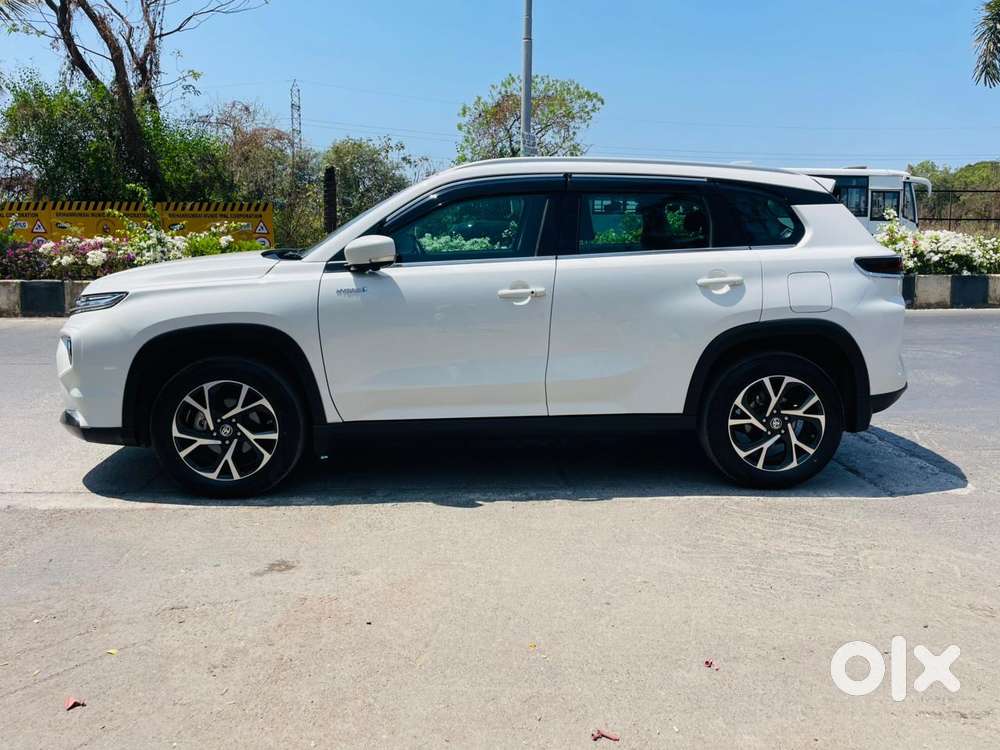 Toyota Urban Cruiser Hyryder 1.5 V Hybrid, 2025, Petrol