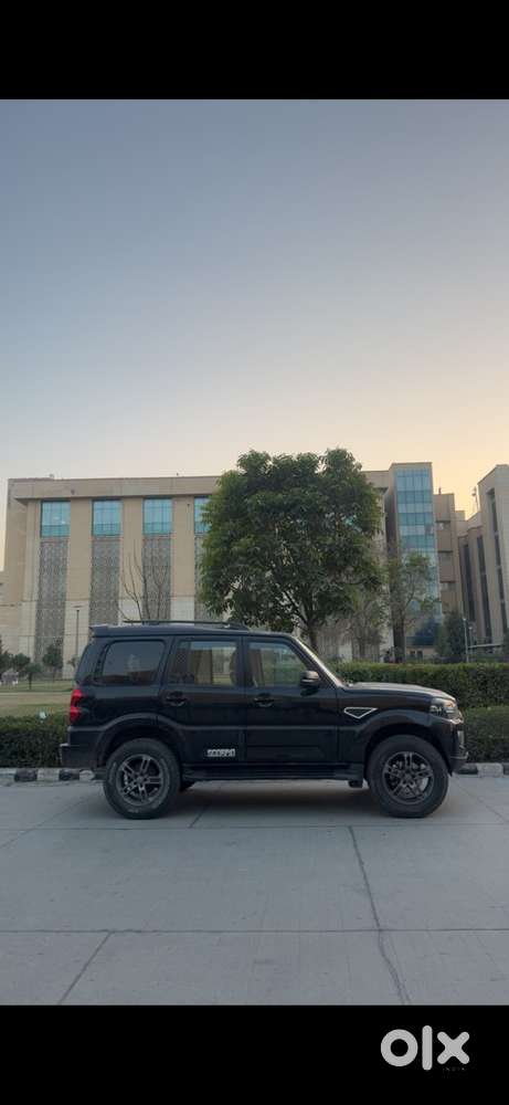 Mahindra Diesel Car 2022