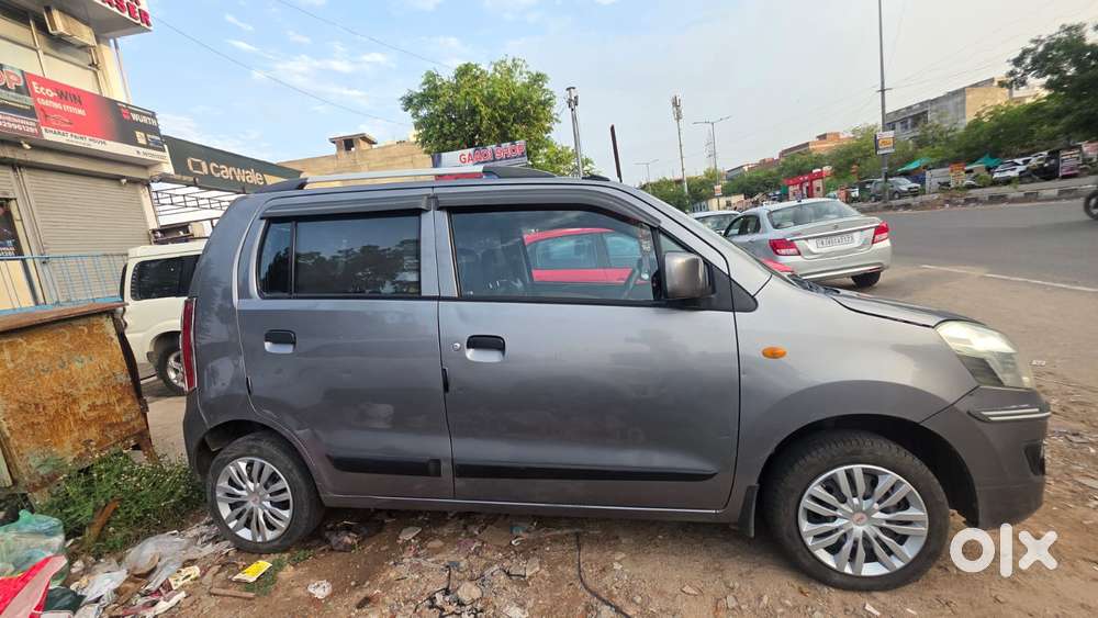 Maruti Suzuki Wagon R Amt Vxi, 2016, Petrol