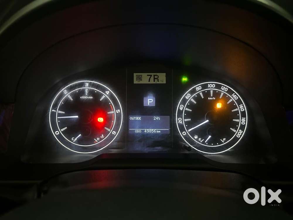 Toyota Innova Crysta 2.4 Gx Limited Edition At 7 Str, 2020, Diesel