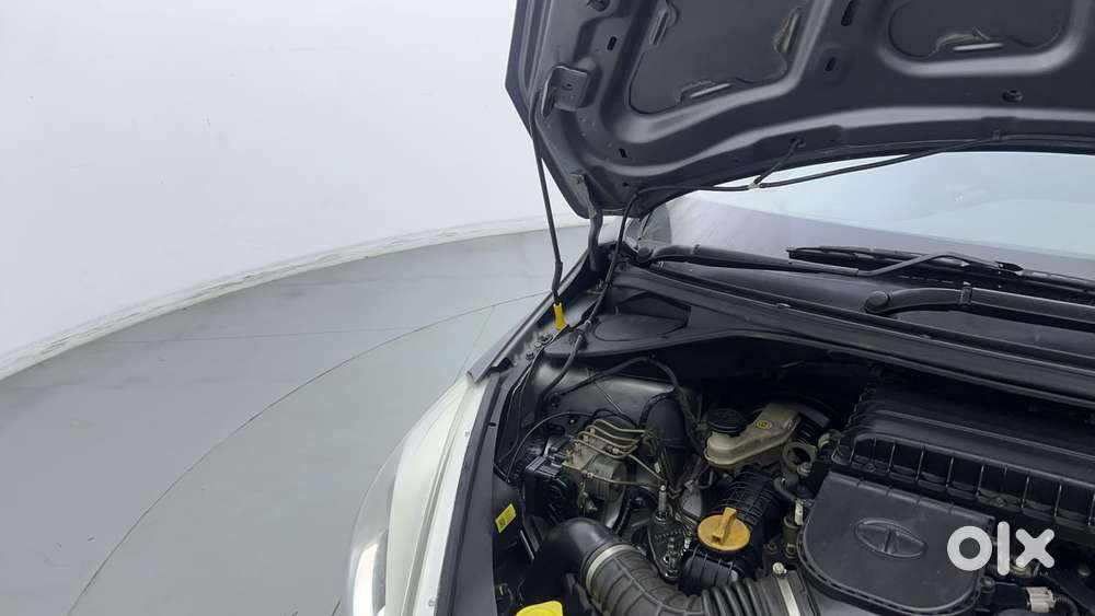 Tata Tiago Xza, 2019, Petrol