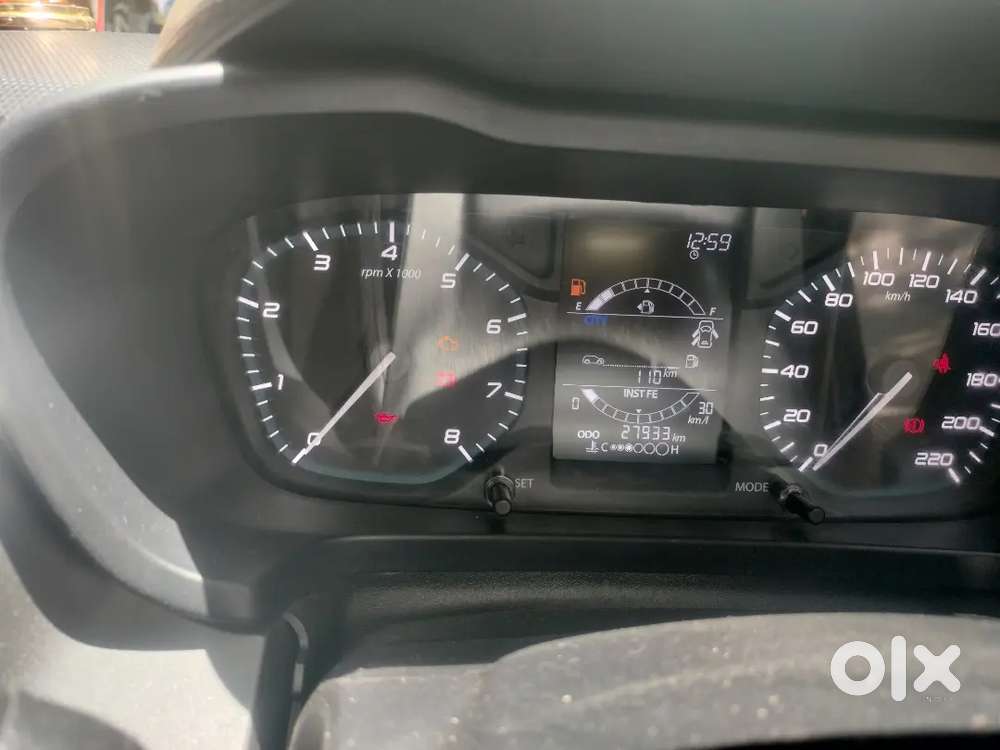 Tata Altroz 2024 Petrol Well Maintained