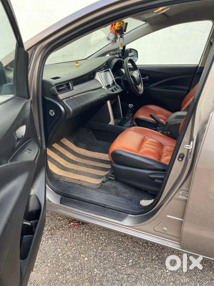 Toyota Innova Crysta