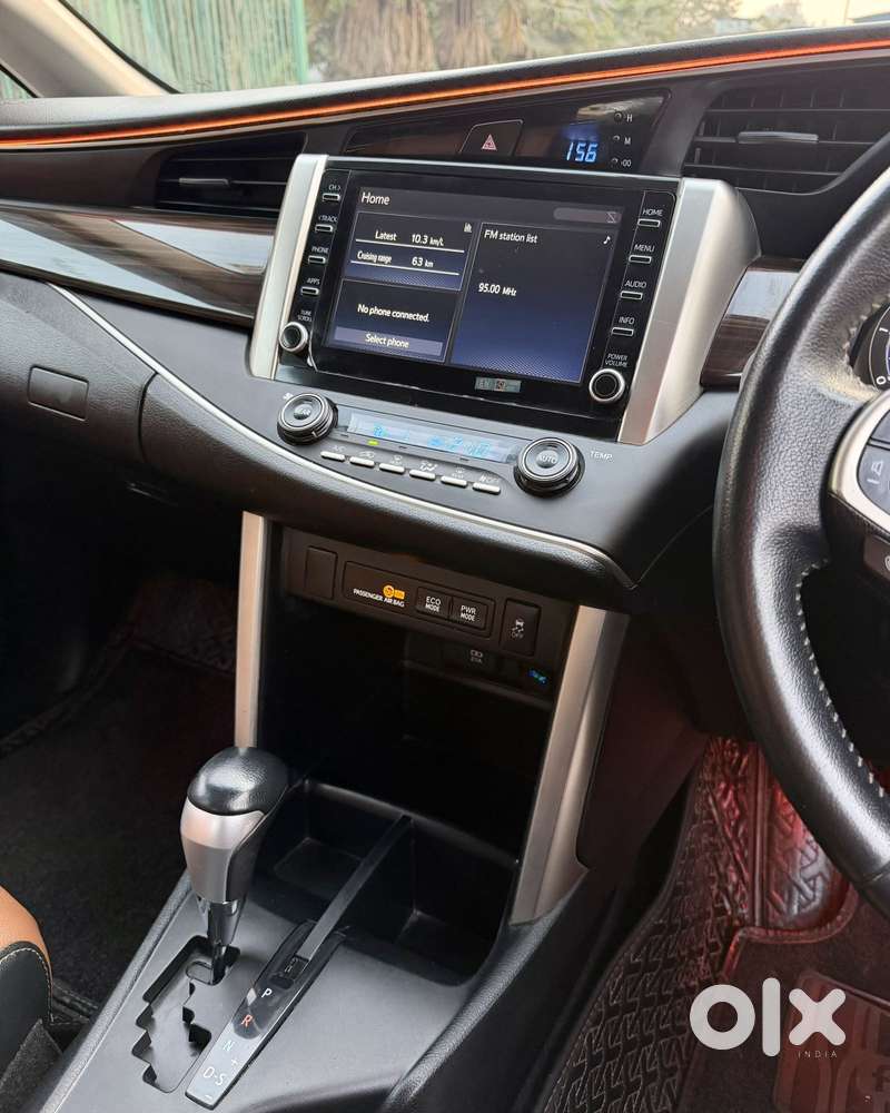 Toyota Innova Crysta