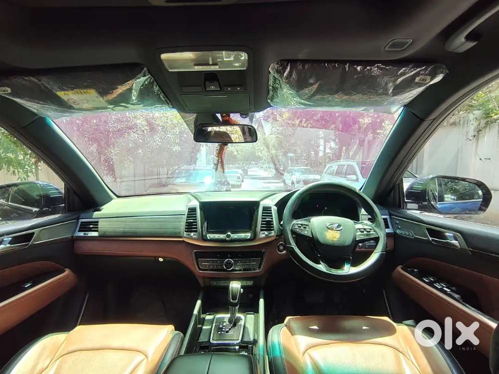 Mahindra Alturas G4 2022 Diesel Variant