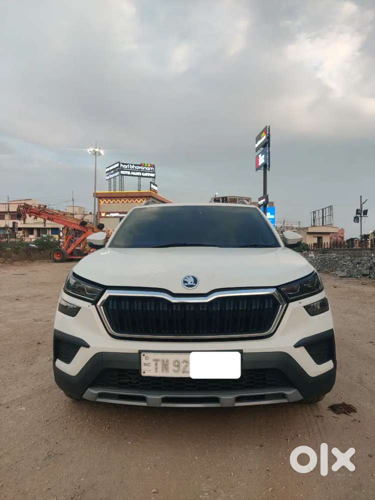 Skoda Kushaq Style 1.5 Tsi At 6 Airbag Dsg