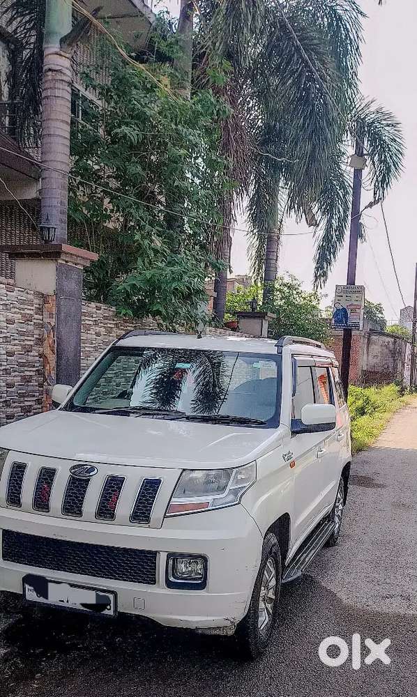 Mahindra Tuv 300 2016