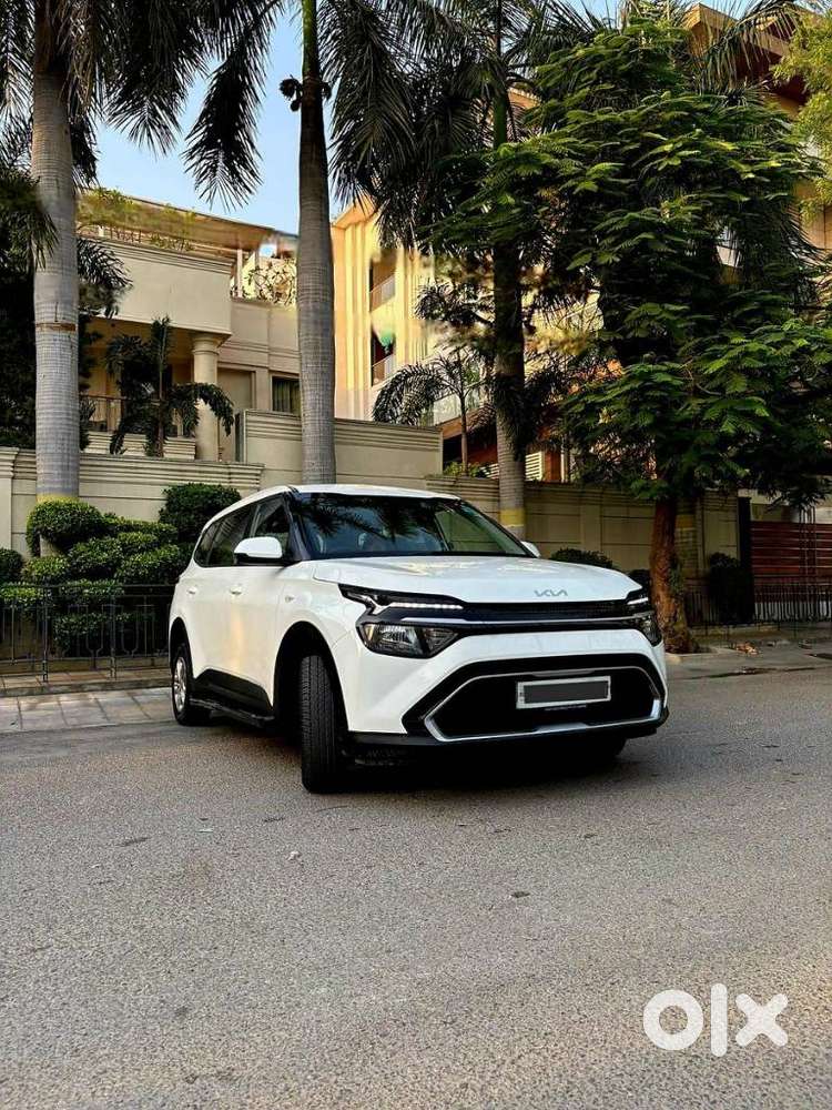Kia Carens 1.5 Premium 7 Str, 2022, Petrol