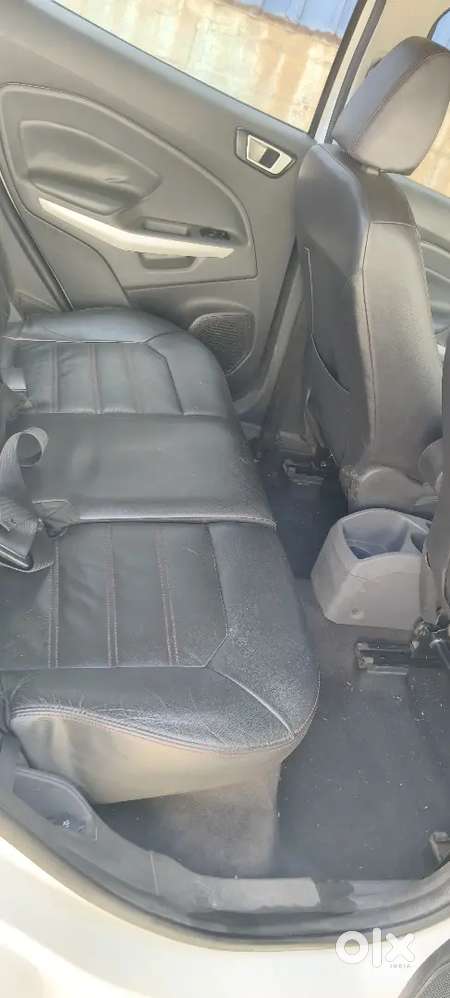 Ford Ecosport 20142015 Petrol 123000 Km Driven