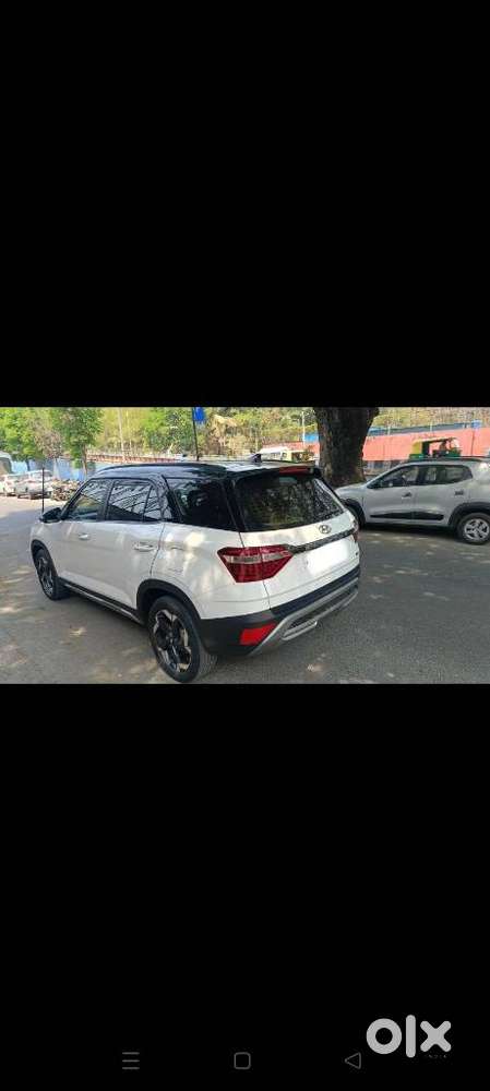 Hyundai Alcazar 1.5 Signature Diesel Mt 6 Str Dual Tone, 2021, Diese..