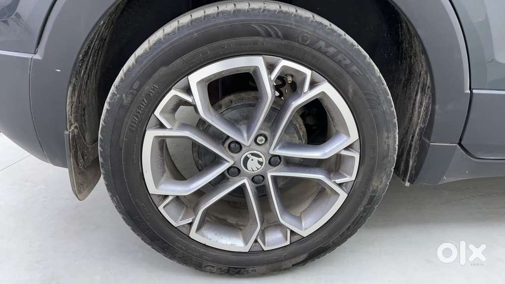 Skoda Kushaq 1.0 Tsi Style, 2022, Petrol