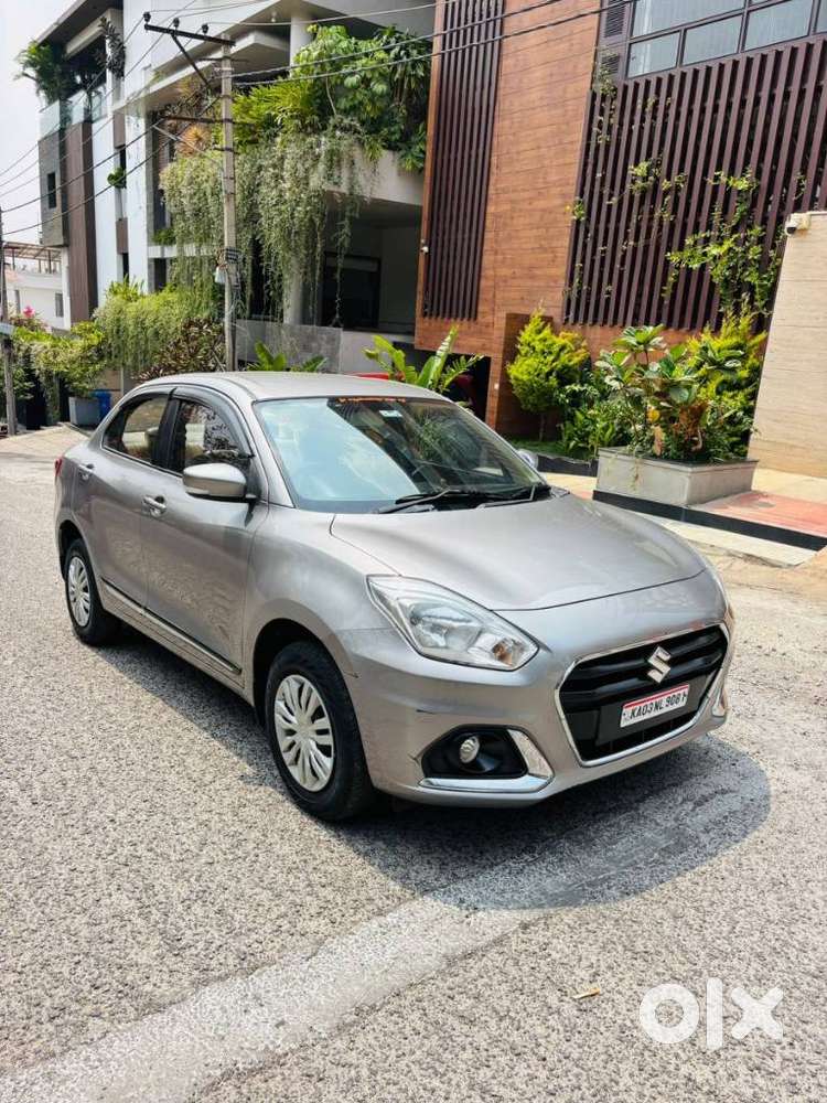Maruti Suzuki Dzire 1.2 Vxi, 2022, Petrol