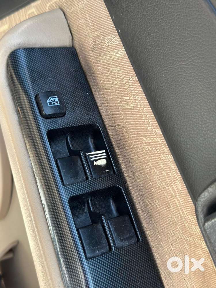 Chevrolet Tavera Ls 10 Str Bs Iv, 2016, Diesel
