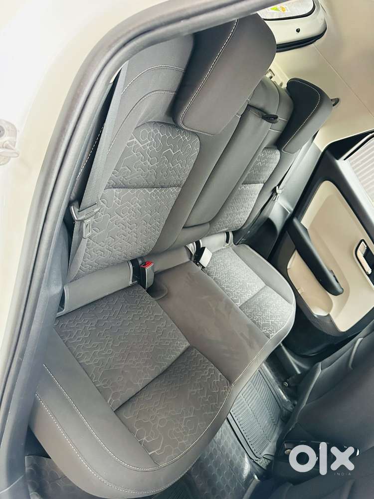 Tata Altroz 1.2 Xza Plus, 2022, Petrol