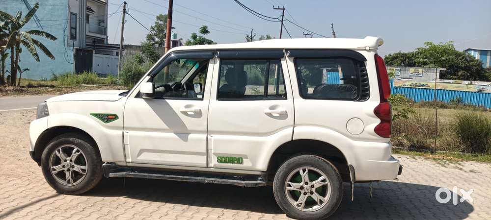 Mahindra Scorpio S4, 2017, Diesel