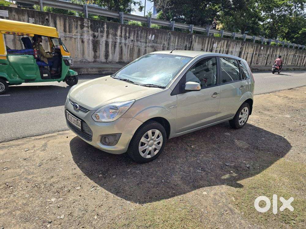 Ford Figo Petrol Zxi, 2014, Petrol