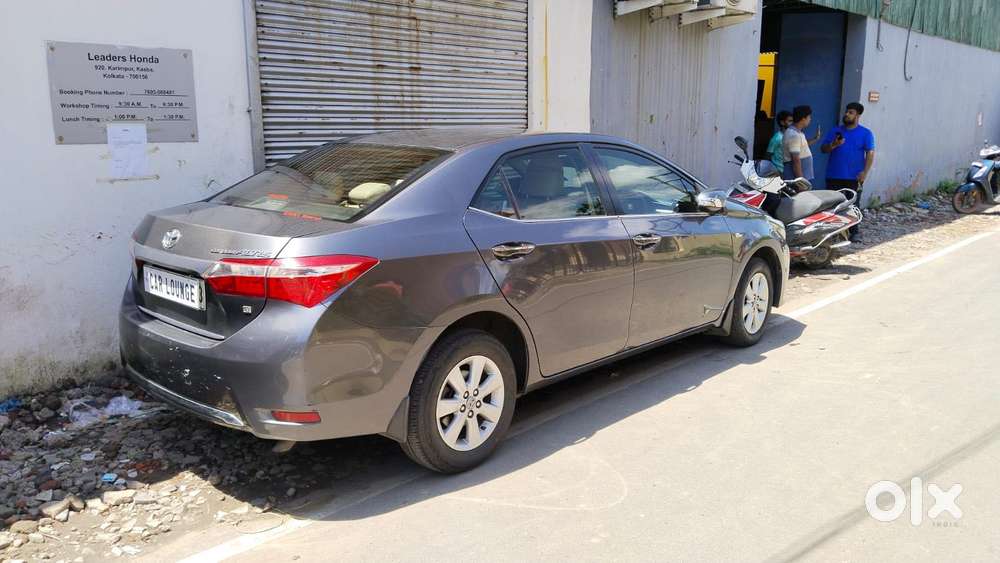 Toyota Corolla Altis 2013-2017 G At, 2015, Petrol