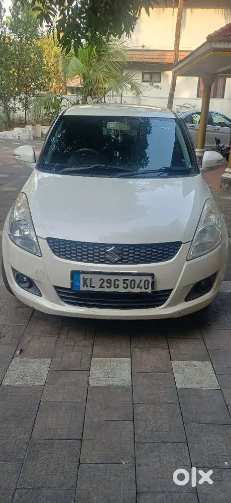 Maruti Suzuki Swift 2013 Diesel 94000 Km Driven