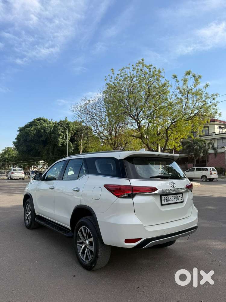 Toyota Fortuner 3.0 4x2 Automatic, 2016, Diesel