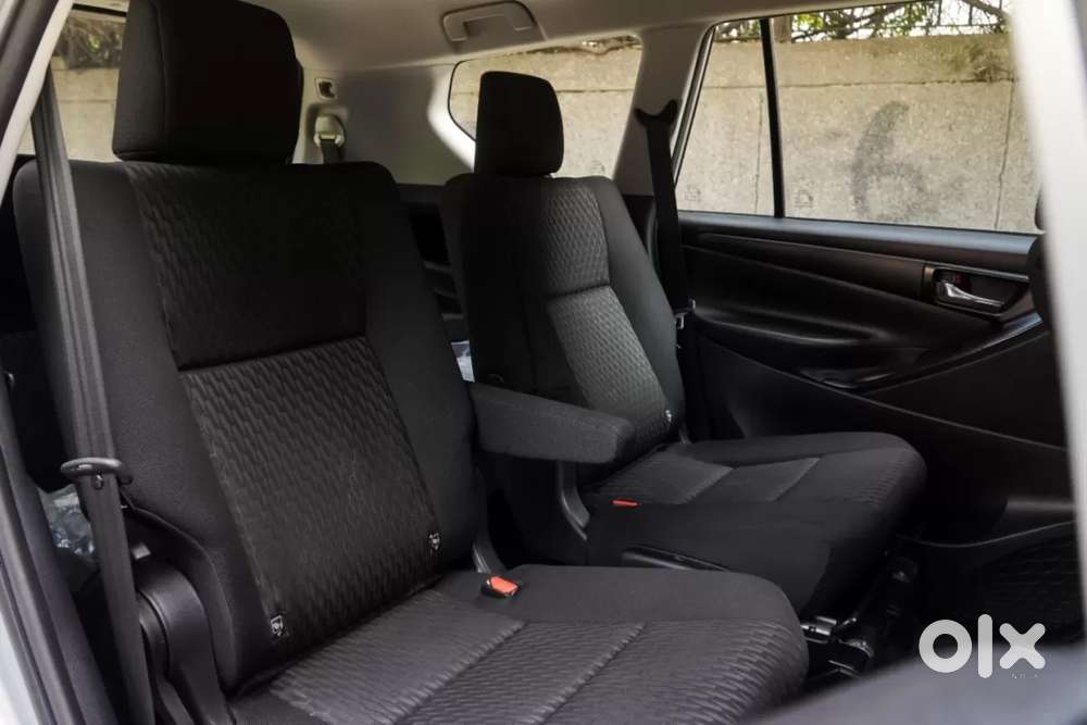 Toyota Innova Crysta [2020-ongoing] 2.4 Gx 7 Str, 2021, Diesel