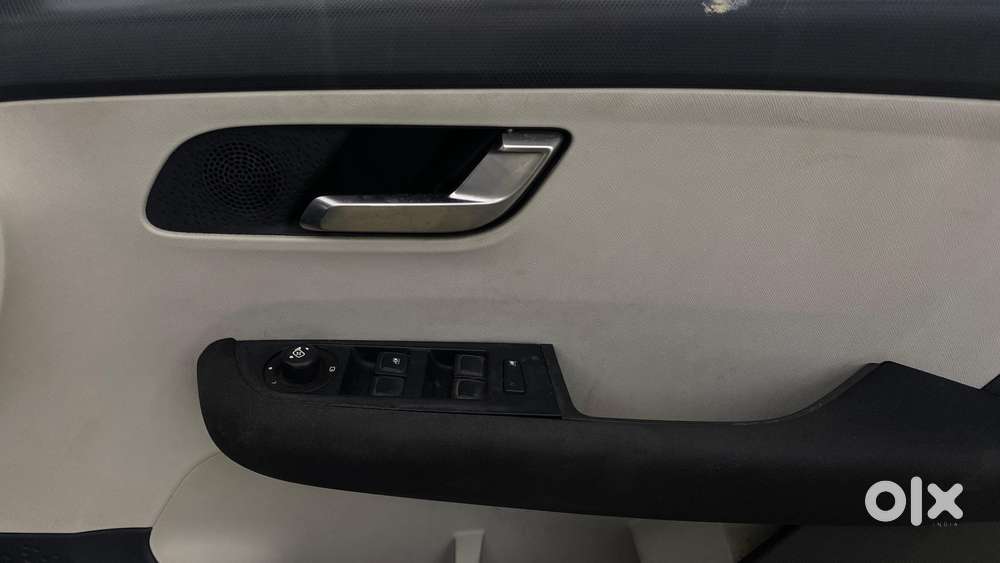 Tata Altroz 1.2 Xza Plus, 2022, Petrol