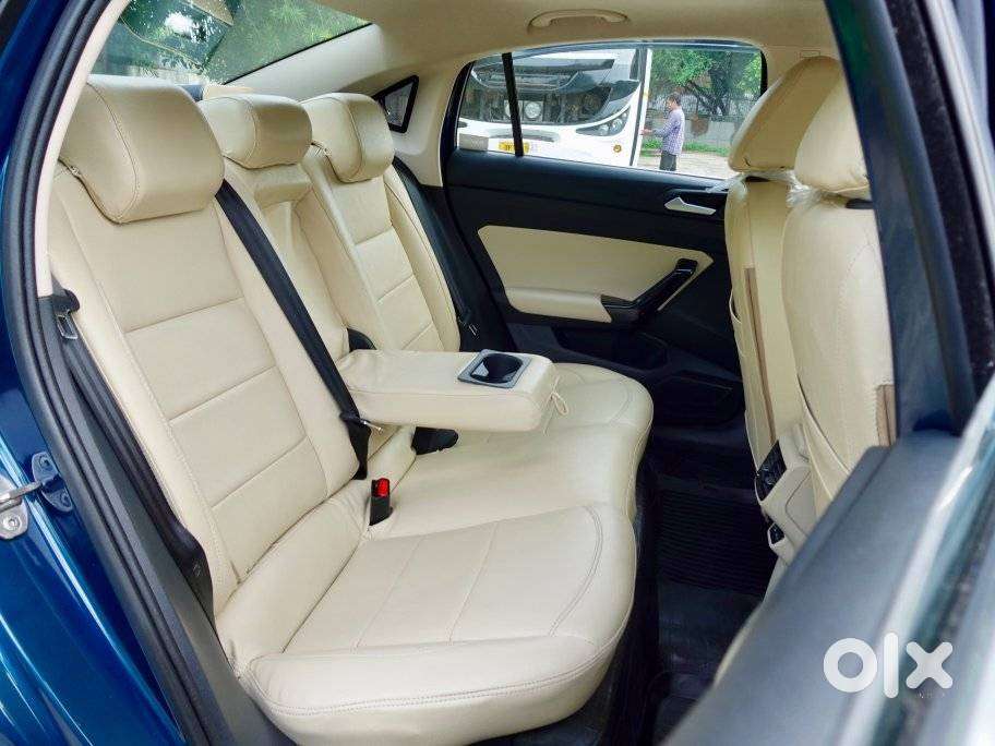 Volkswagen Virtus Highline Plus 1.0 Tsi At, 2025, Petrol