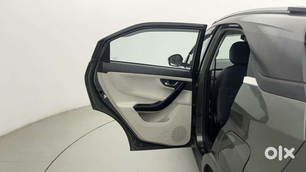 Tata Nexon 1.5 Revotorq Xza Plus S Amt, 2021, Diesel