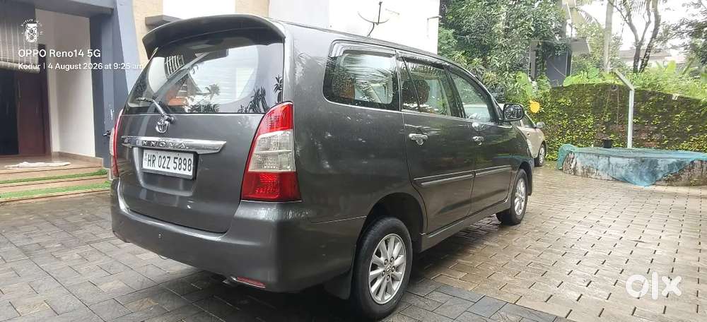 Toyota Innova 2.5 Vx 2012